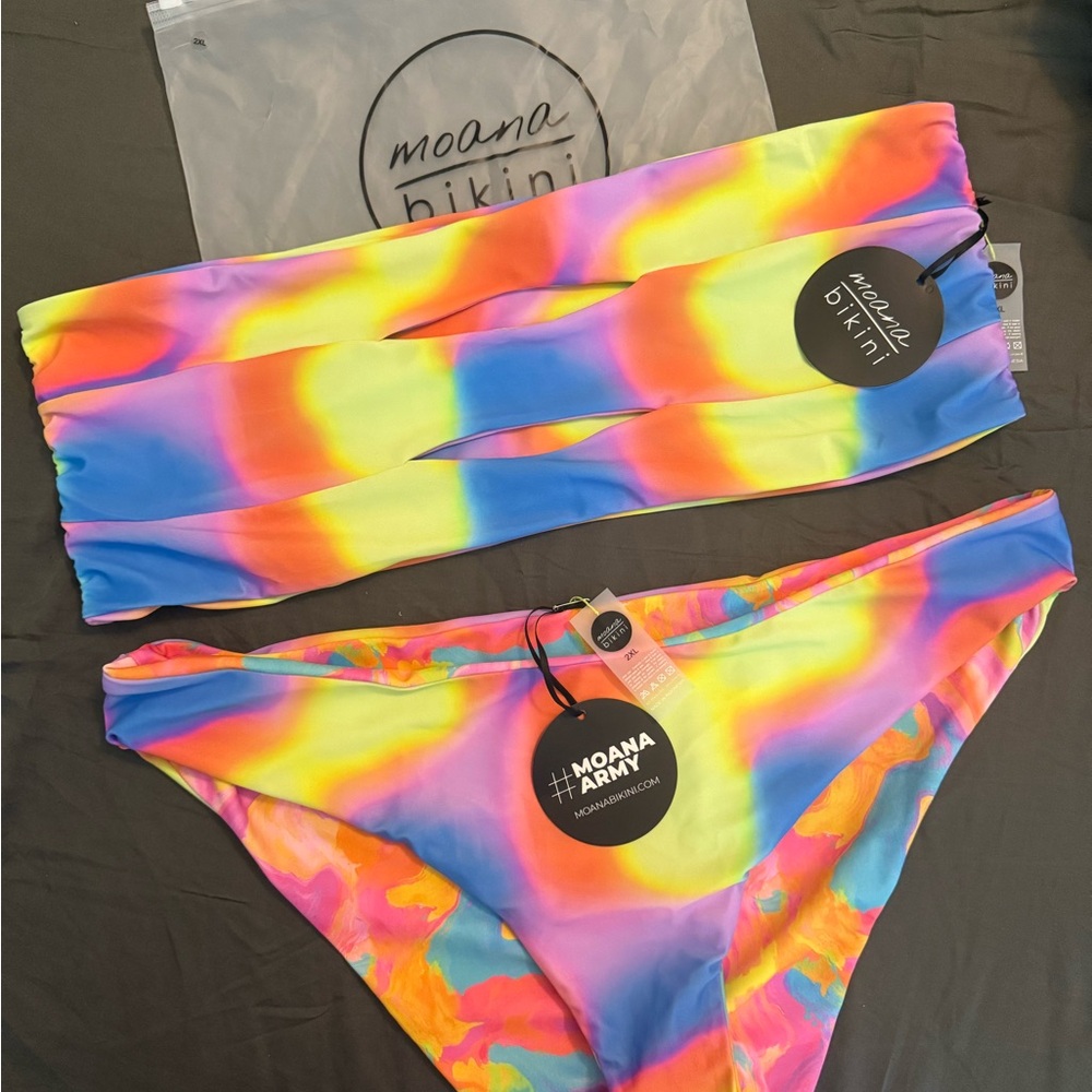 BNWT - Moana Bikini REBOUND set xxl or 2xl - tube top, full brief bottom